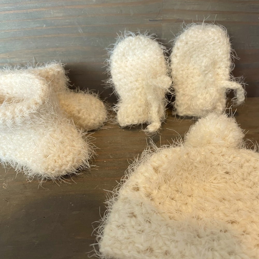 Newborn hat, mittens, and booties